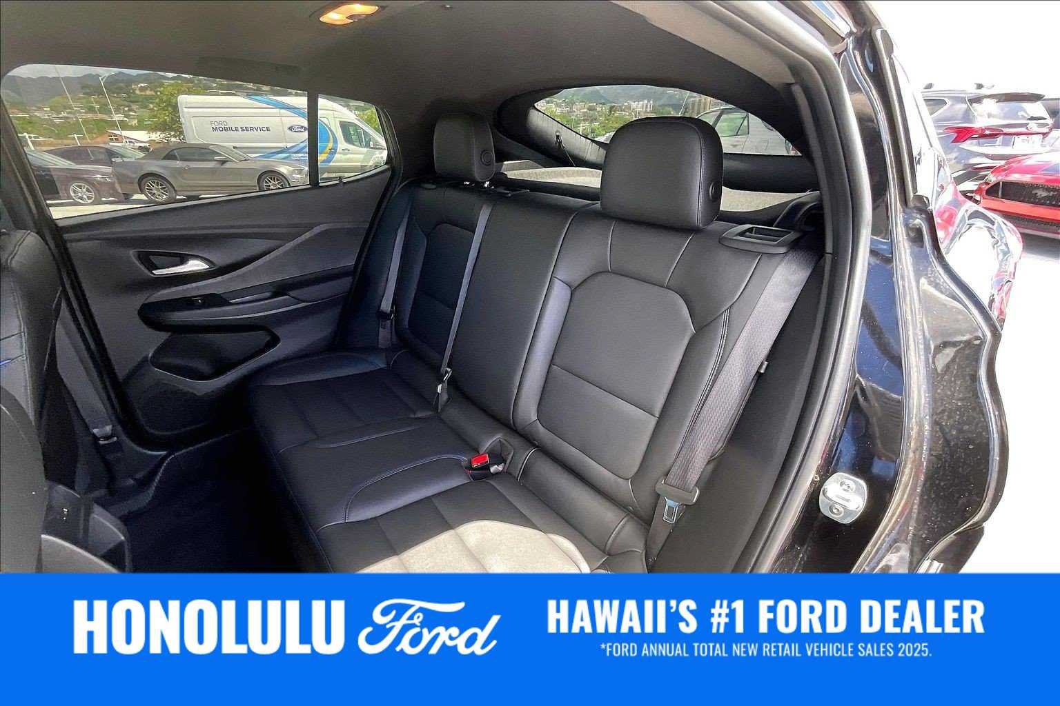 Used 2024 Buick Envista Sport Touring w/ Convenience I Package FWD image 29