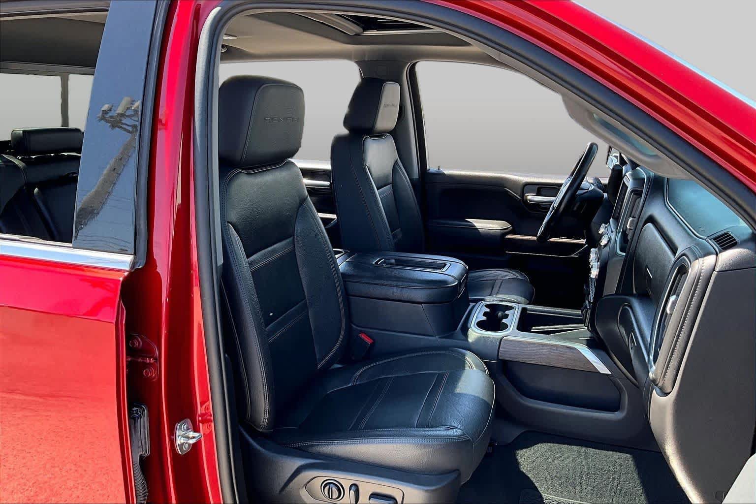 Used 2022 GMC Sierra 1500 Denali w/ Denali Reserve Package AWD/4WD image 9