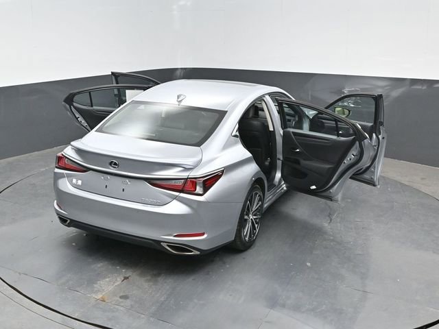 Used 2024 Lexus ES 350 w/ Premium Package FWD image 28