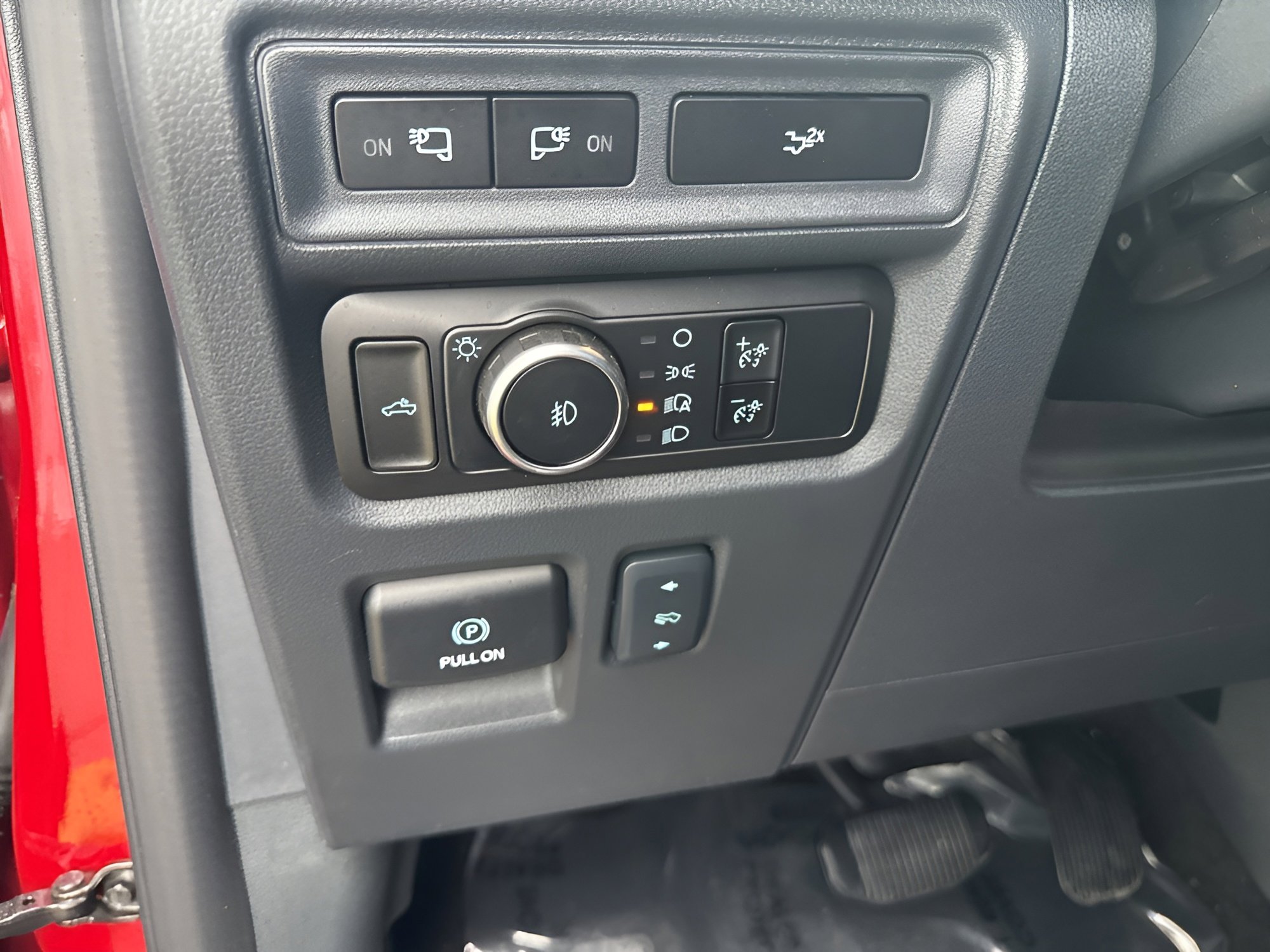 Certified 2024 Ford F150 XLT w/ Equipment Group 303A High image 39