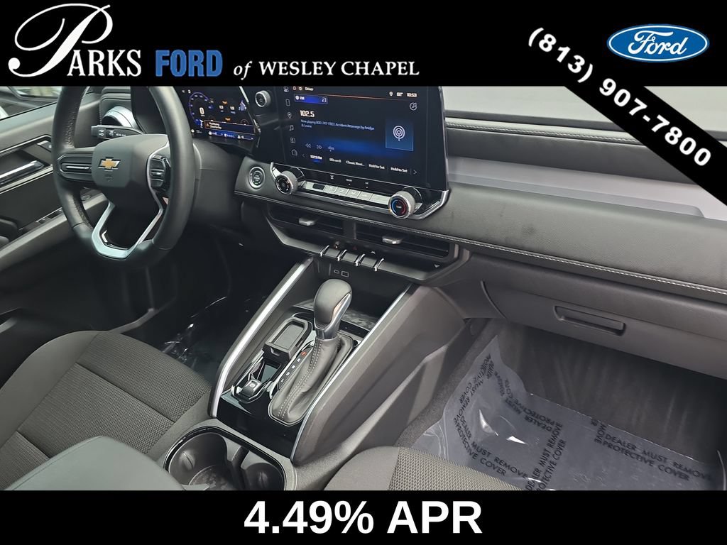 Used 2024 Chevrolet Colorado LT RWD image 10