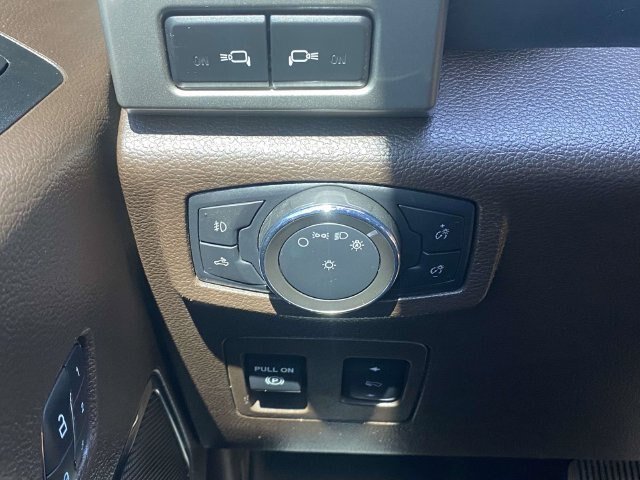 Certified 2020 Ford F150 King Ranch w/ Equipment Group 601A Luxury AWD/4WD image 20
