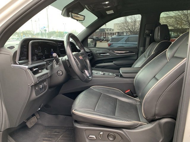 Used 2022 Cadillac Escalade Sport w/ Touring Package image 10