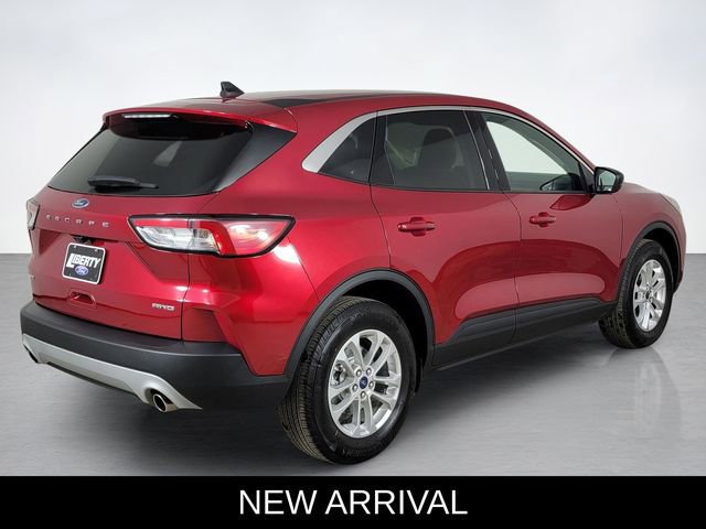 Certified 2022 Ford Escape SE w/ Cold Weather Package AWD/4WD image 3