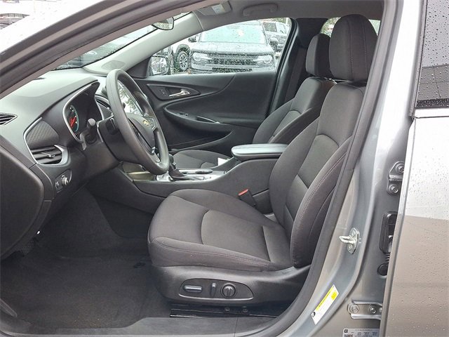 Used 2024 Chevrolet Malibu LT image 14