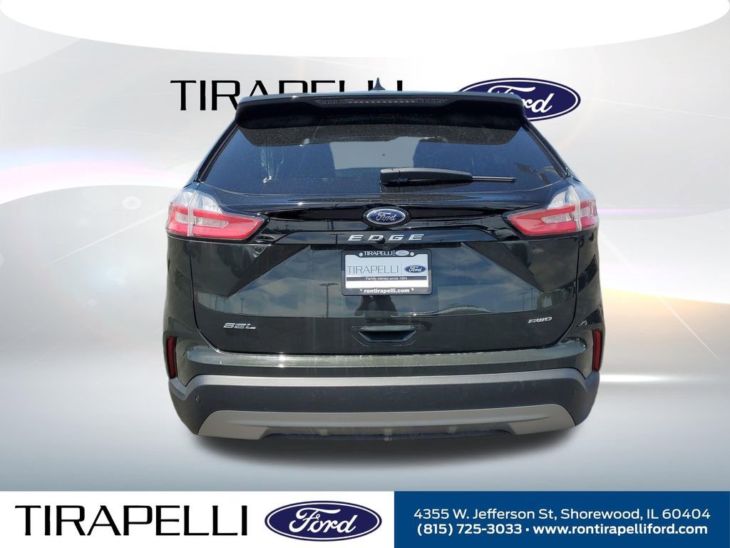 Certified 2023 Ford Edge SEL w/ Convenience Package AWD/4WD image 5