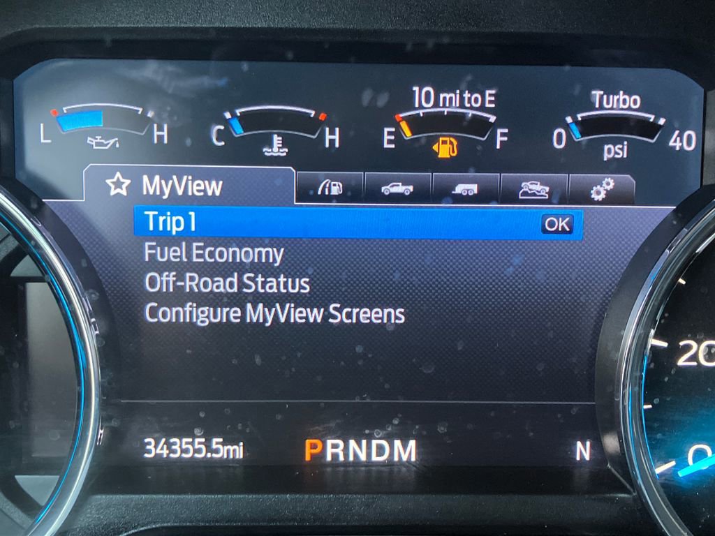 Certified 2022 Ford F250 Platinum w/ FX4 Off-Road Package image 27