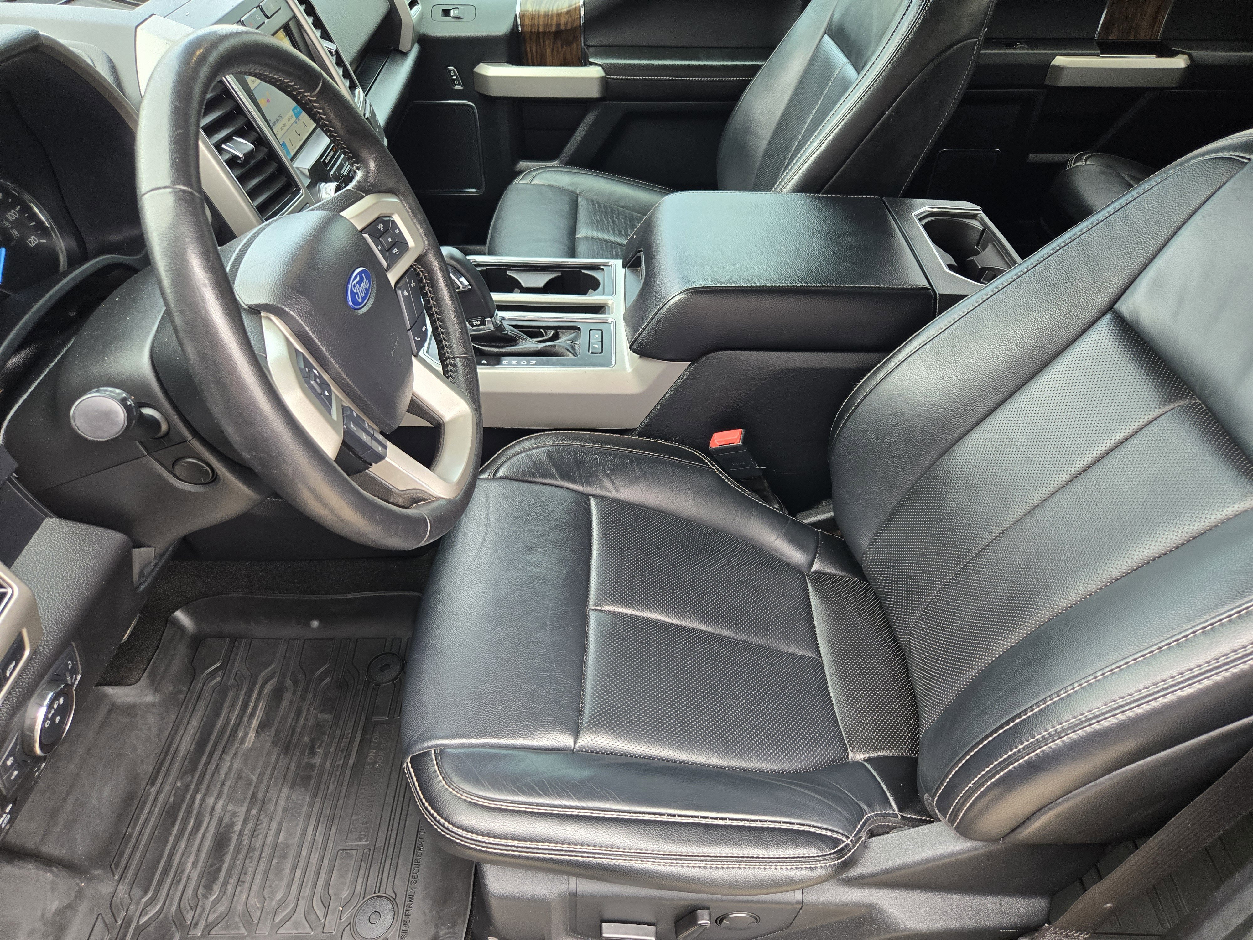 Certified 2019 Ford F150 Lariat w/ Equipment Group 502A Luxury image 9