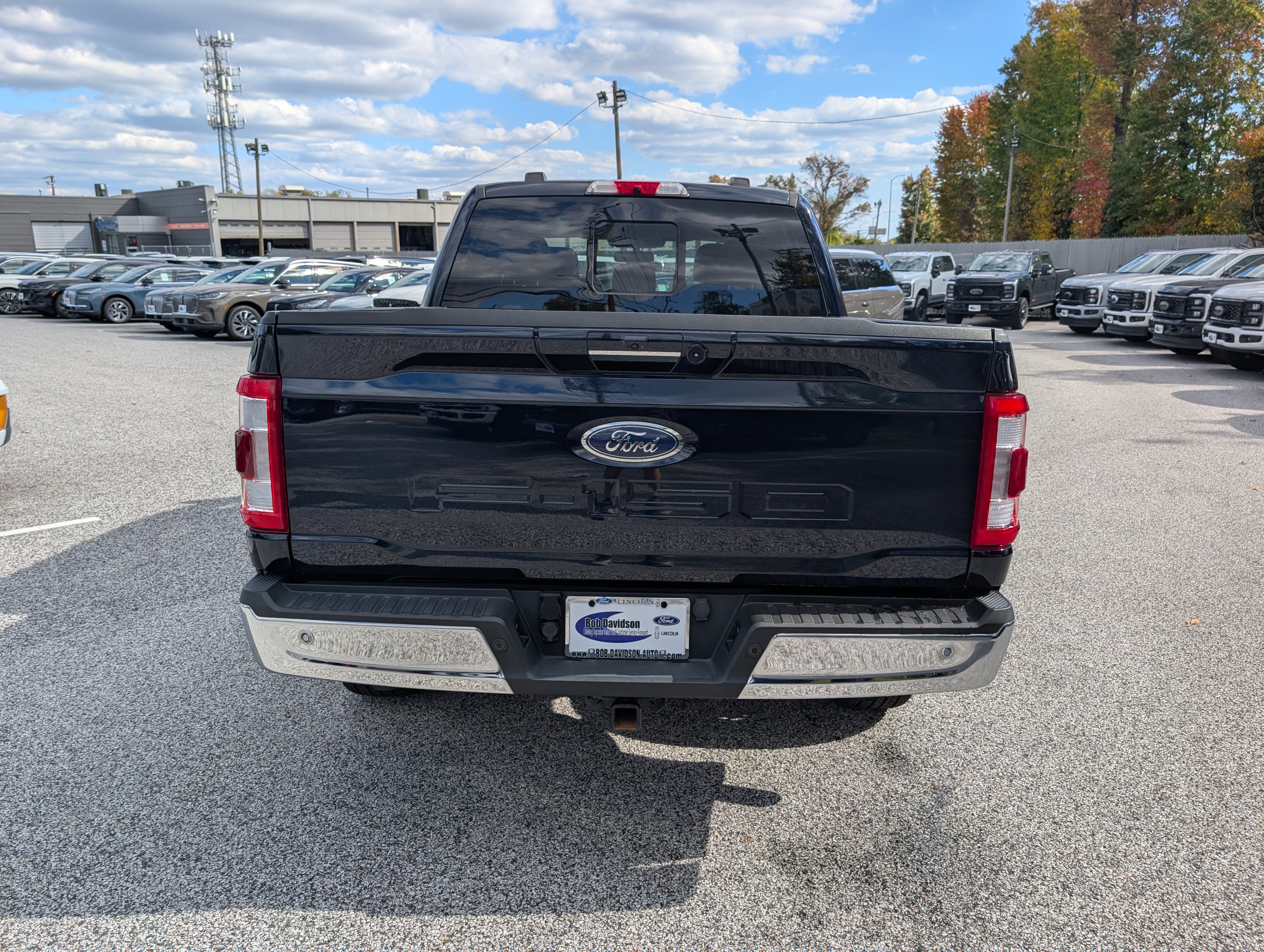 Certified 2022 Ford F150 Lariat w/ Equipment Group 502A High image 3