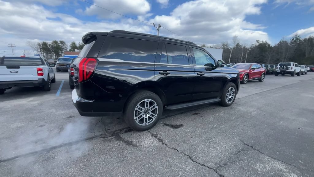 Certified 2025 Ford Expedition Active AWD/4WD image 20