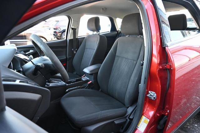 Certified 2018 Ford Focus SE image 19