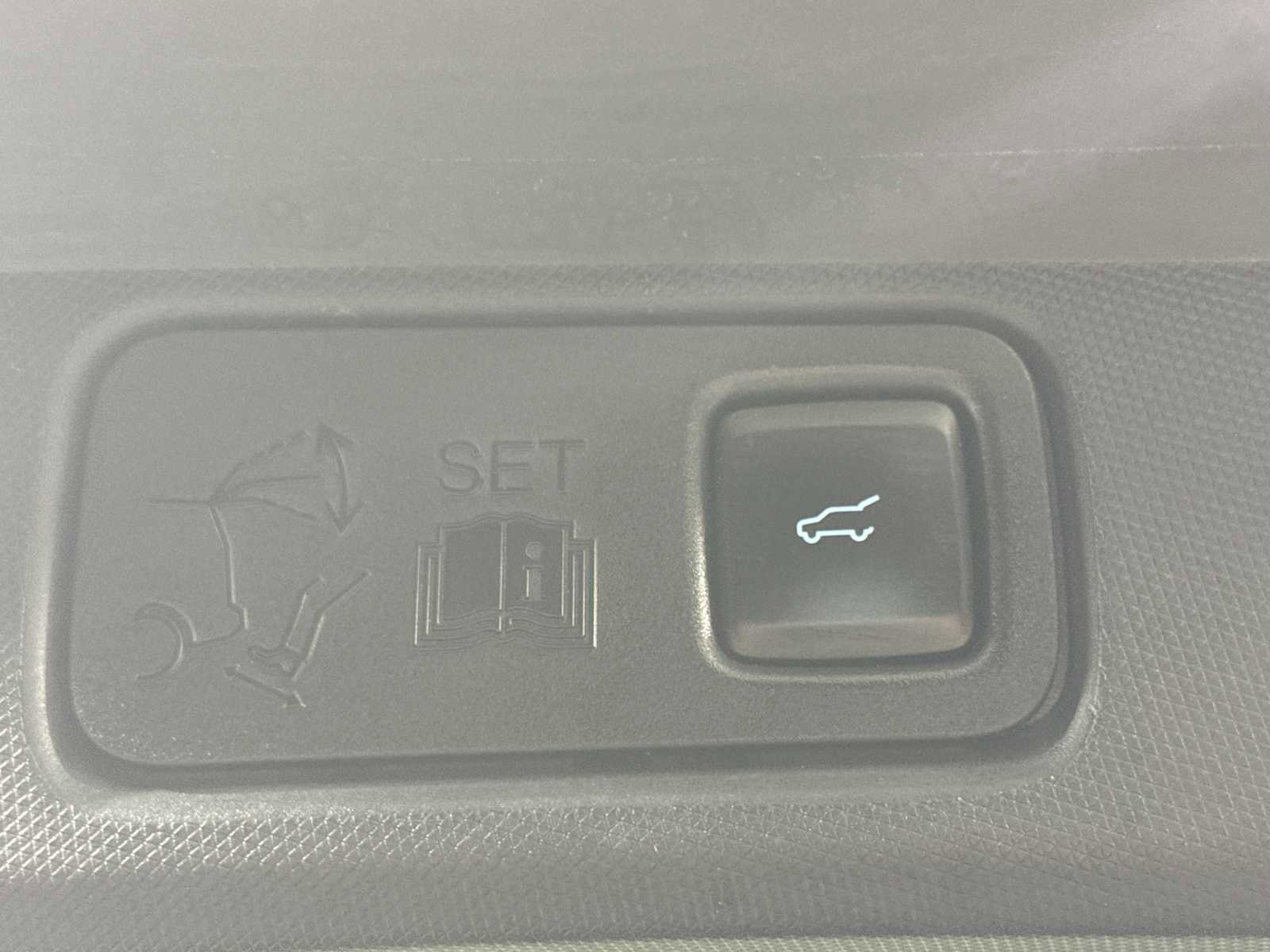 Certified 2021 Ford Mustang Mach-E Select w/ Comfort/Technology Package image 21