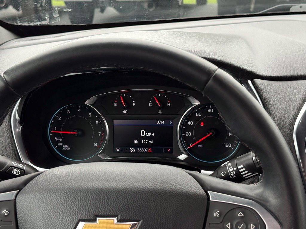 Used 2023 Chevrolet Traverse LT AWD/4WD image 7
