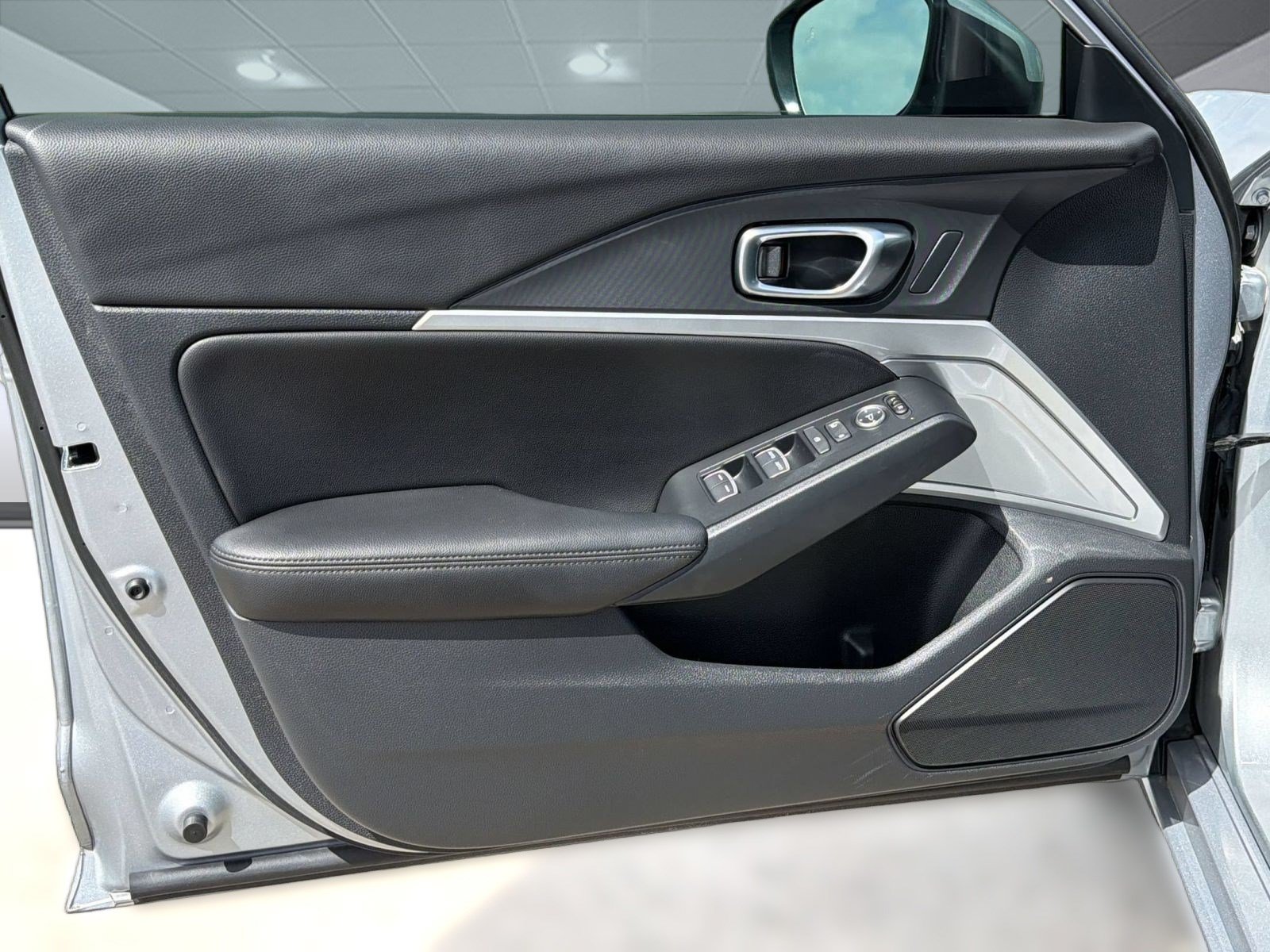 Used 2025 Acura Integra FWD image 13