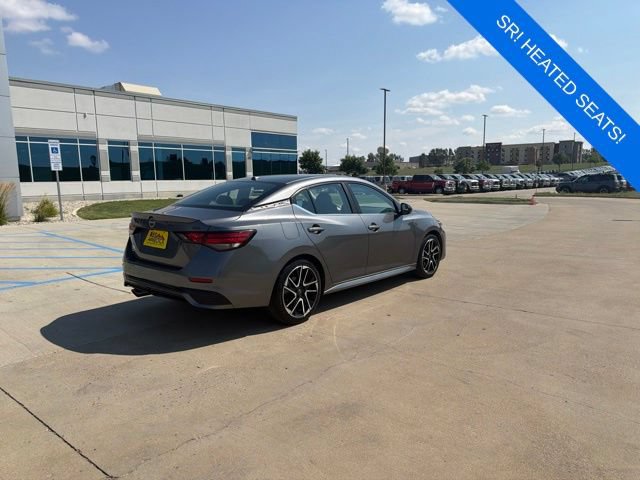 Used 2025 Nissan Sentra SR FWD image 3