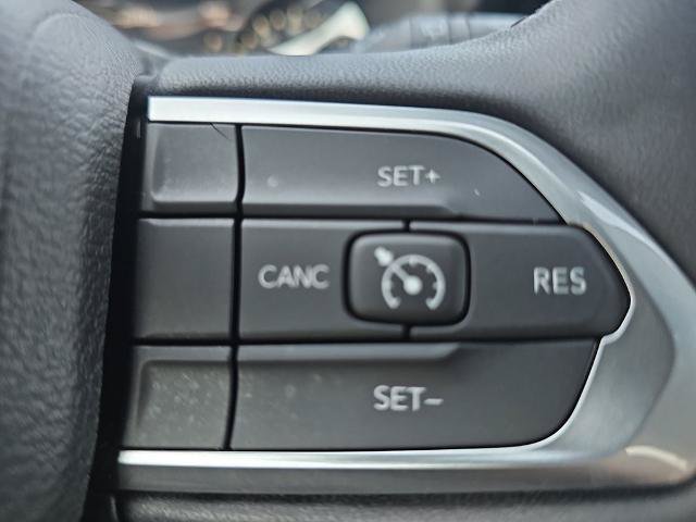 Used 2024 Jeep Compass Latitude AWD/4WD image 17