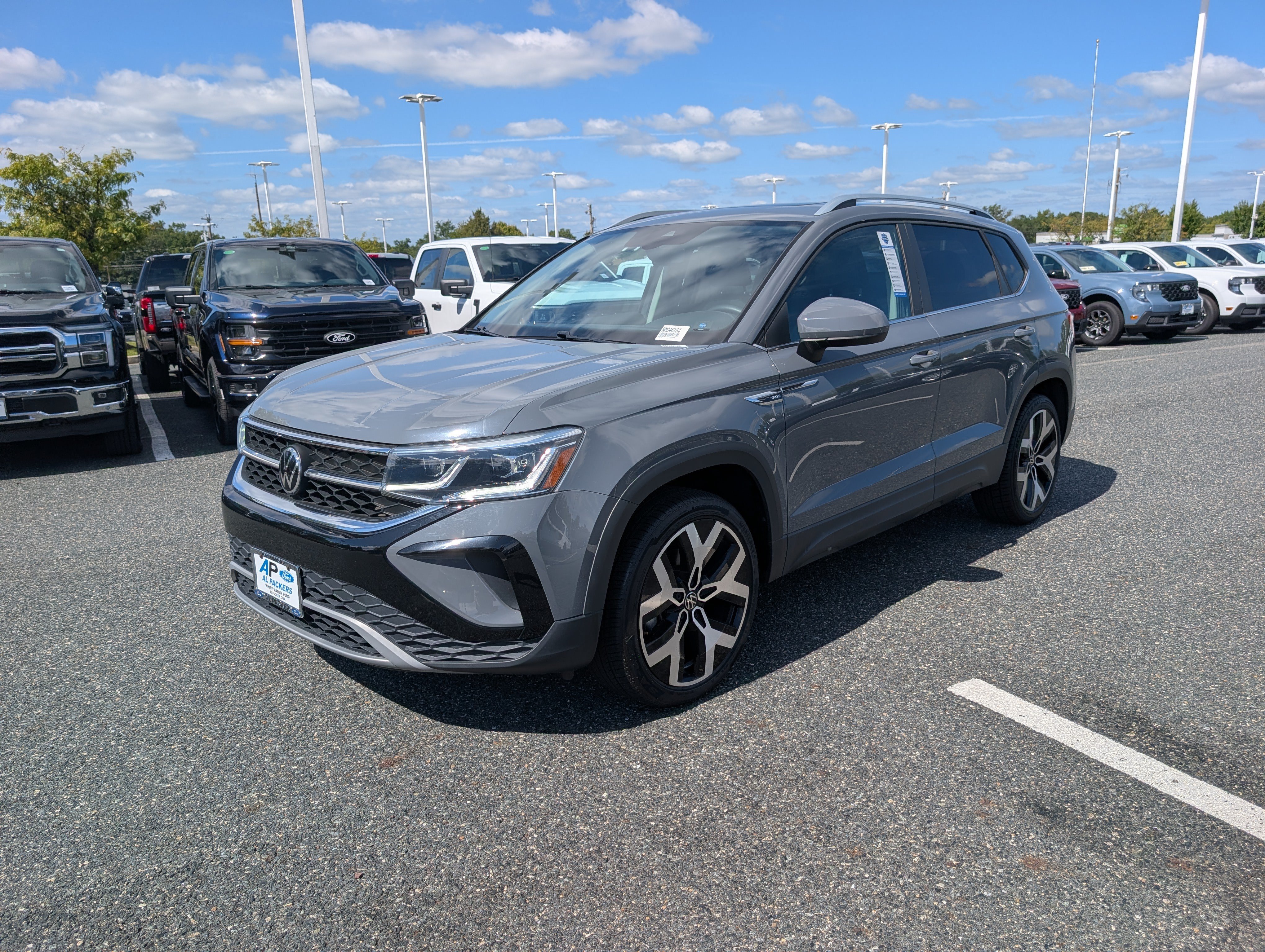 Used 2022 Volkswagen Taos SEL AWD/4WD image 8