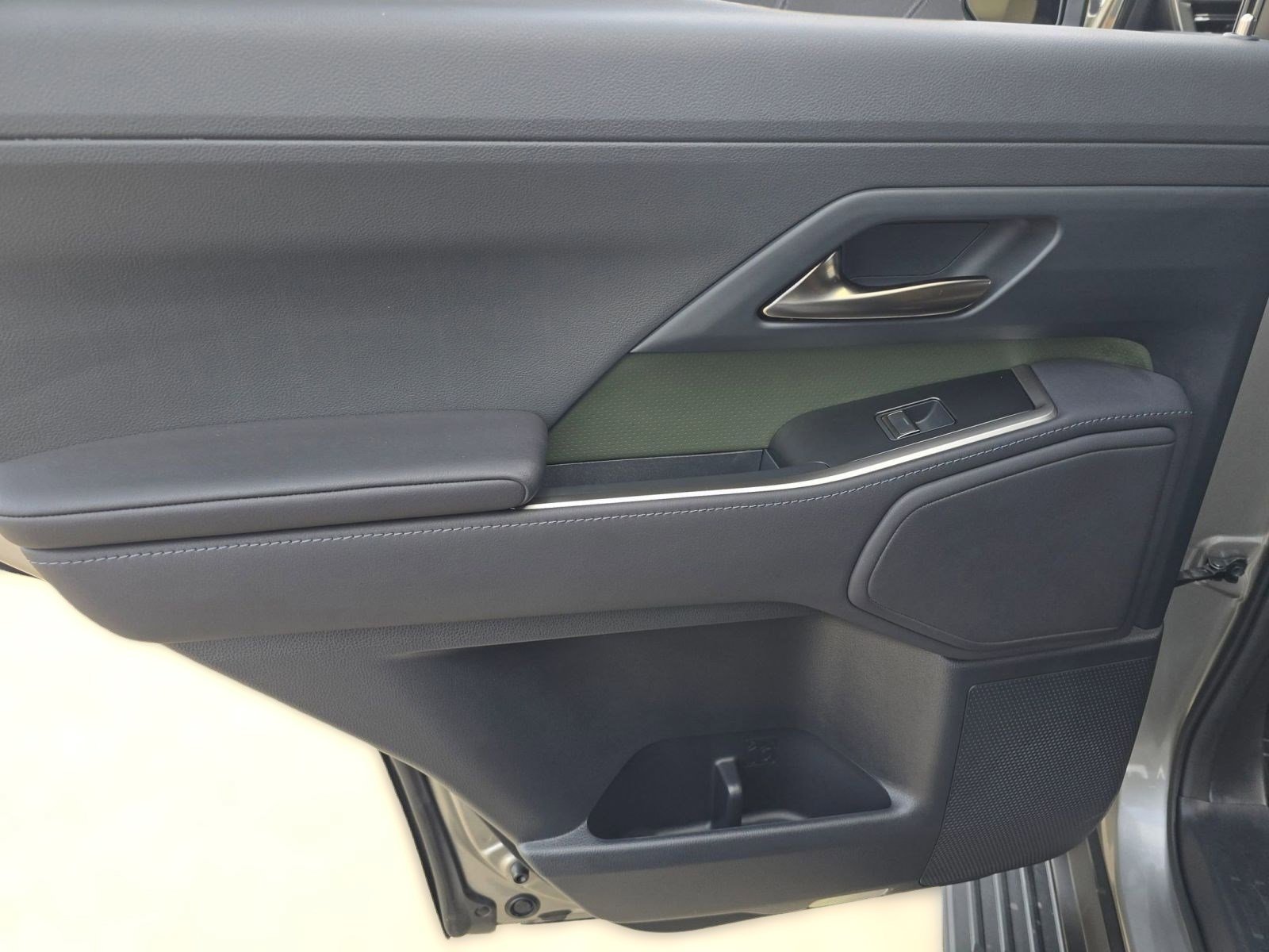 Used 2025 Lexus GX 550 image 23