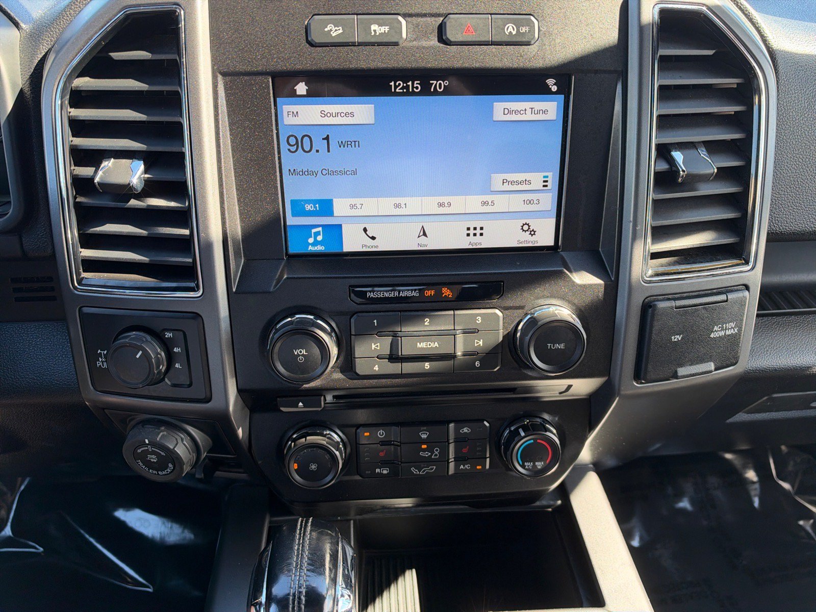 Certified 2018 Ford F150 XLT w/ Equipment Group 302A Luxury AWD/4WD image 27