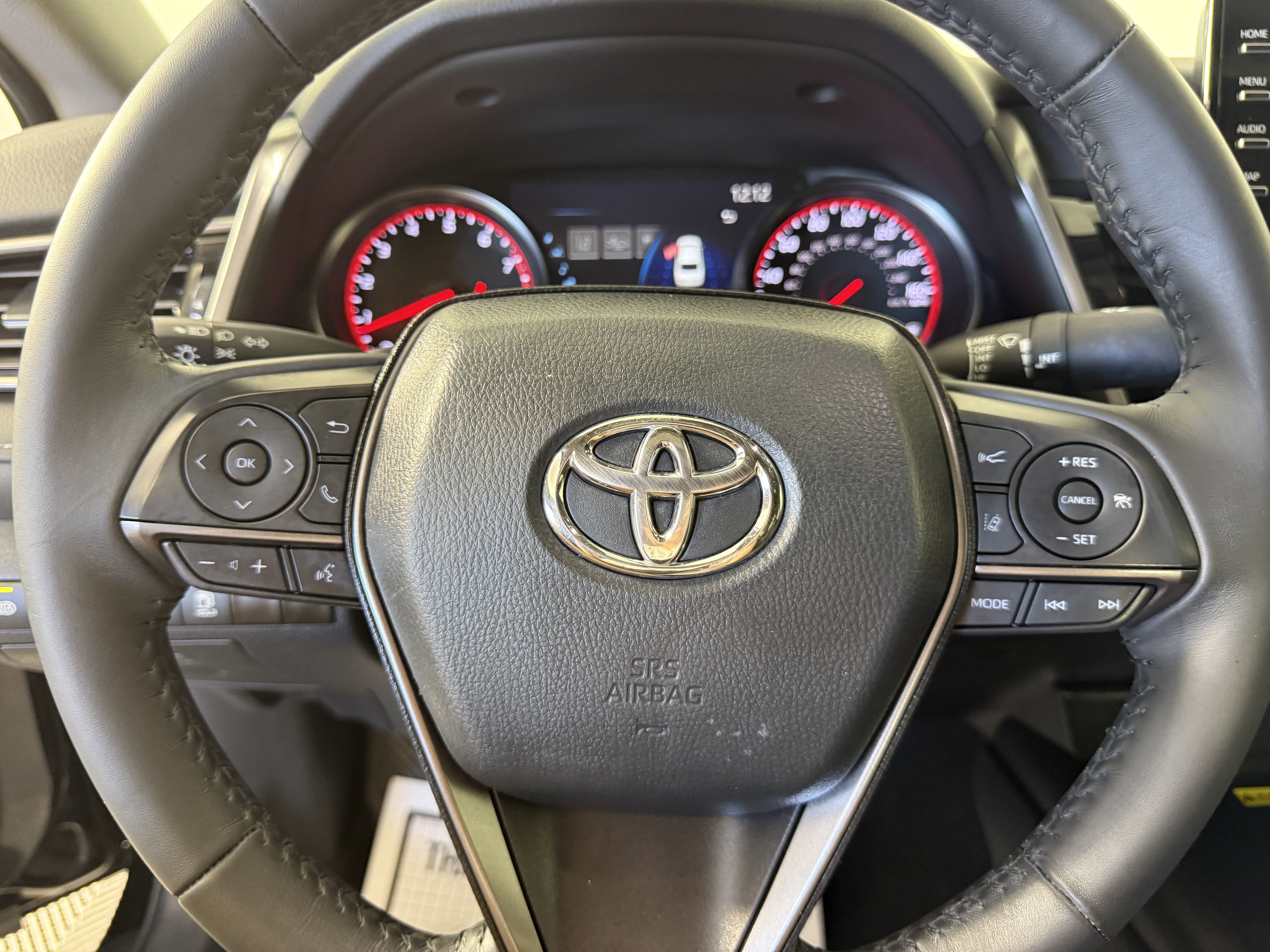 Used 2024 Toyota Camry XSE image 25