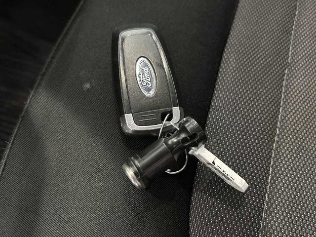 Certified 2024 Ford Edge SE w/ Black Appearance Package image 31