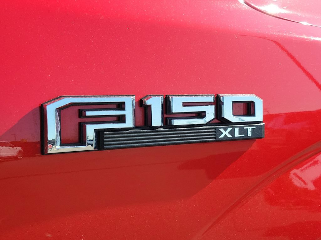 Certified 2018 Ford F150 XLT w/ Equipment Group 302A Luxury AWD/4WD image 6
