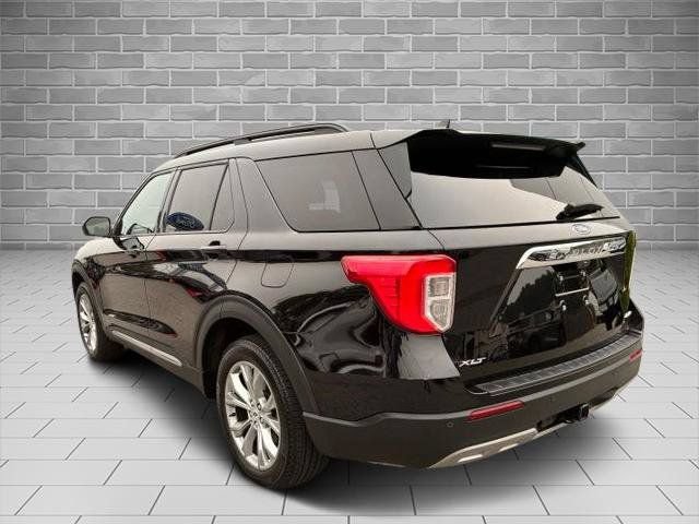 Certified 2023 Ford Explorer XLT AWD/4WD image 9
