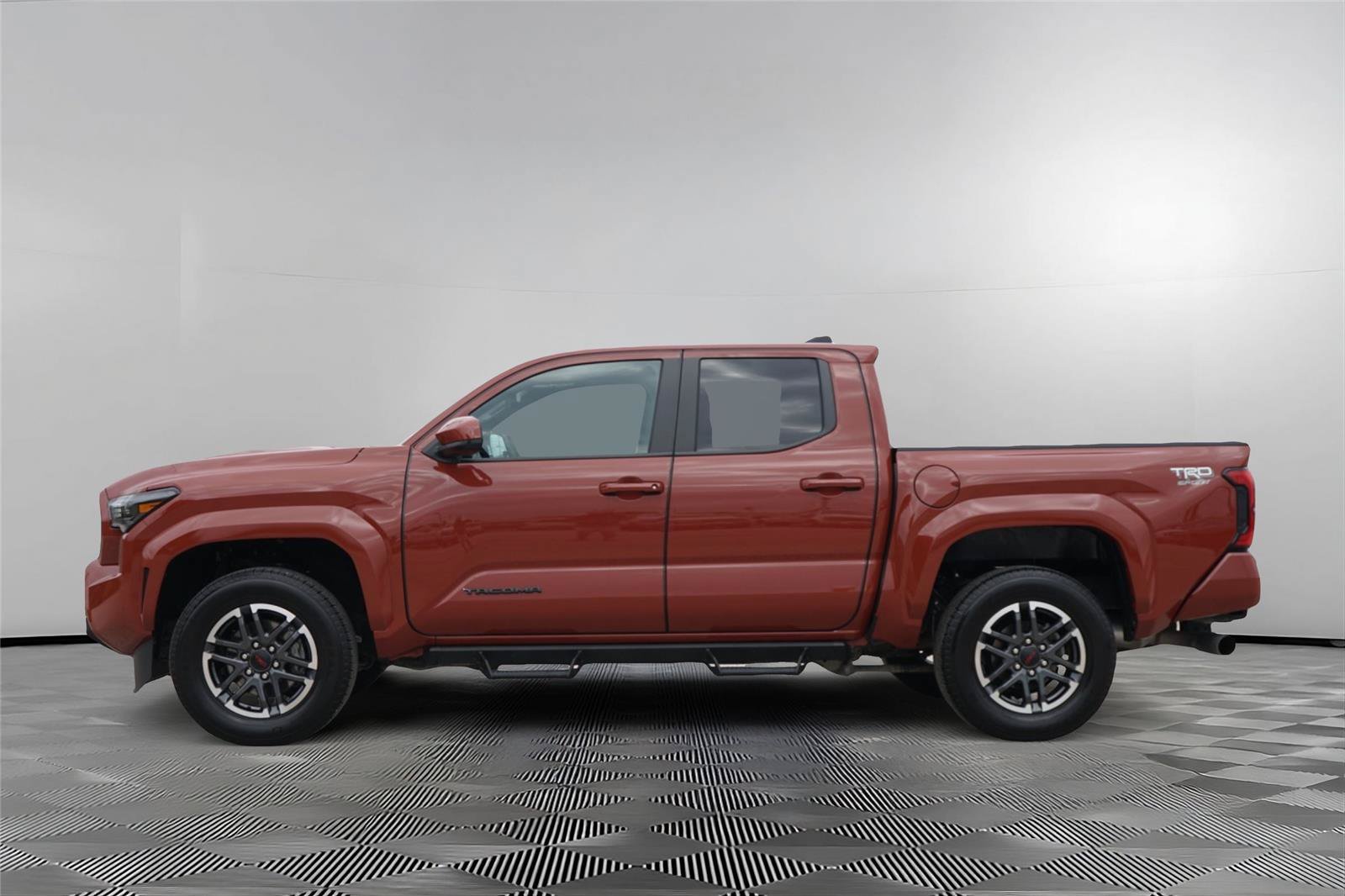 Used 2025 Toyota Tacoma TRD Sport RWD image 7