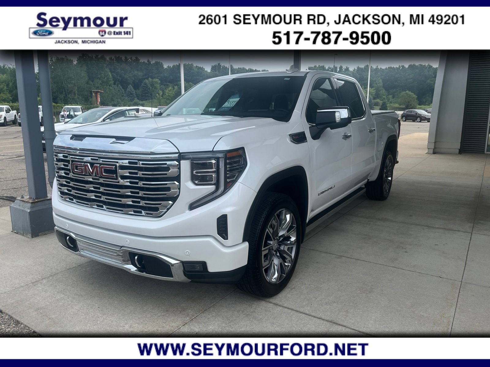 Used 2023 GMC Sierra 1500 Denali w/ Denali Reserve Package AWD/4WD image 1