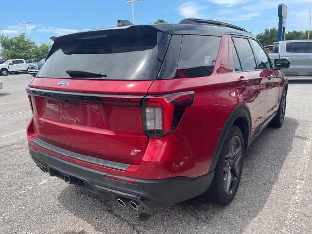Certified 2025 Ford Explorer ST AWD/4WD image 6
