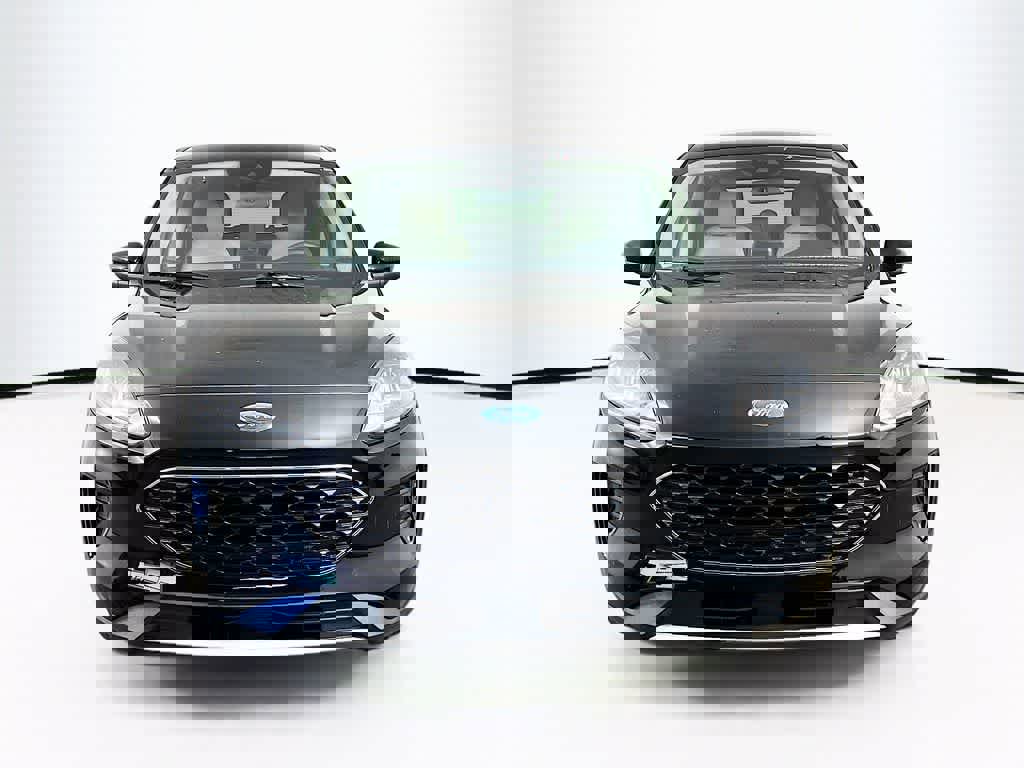 Certified 2020 Ford Escape SE image 6