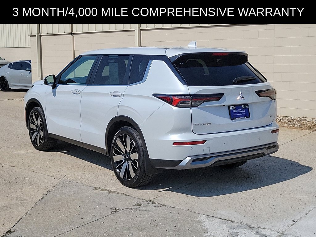 Used 2025 Mitsubishi Outlander Sport LE AWD/4WD image 3