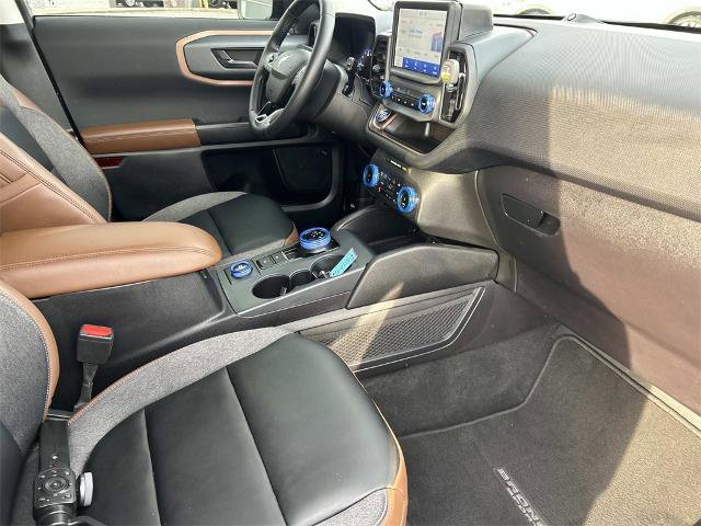 Certified 2024 Ford Bronco Sport Outer Banks w/ Tech Package image 18