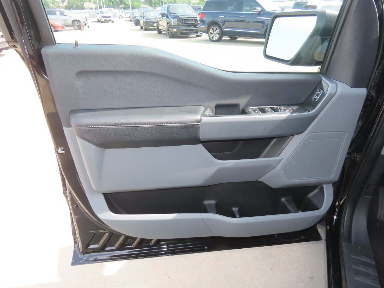 Certified 2022 Ford F150 XLT RWD image 22