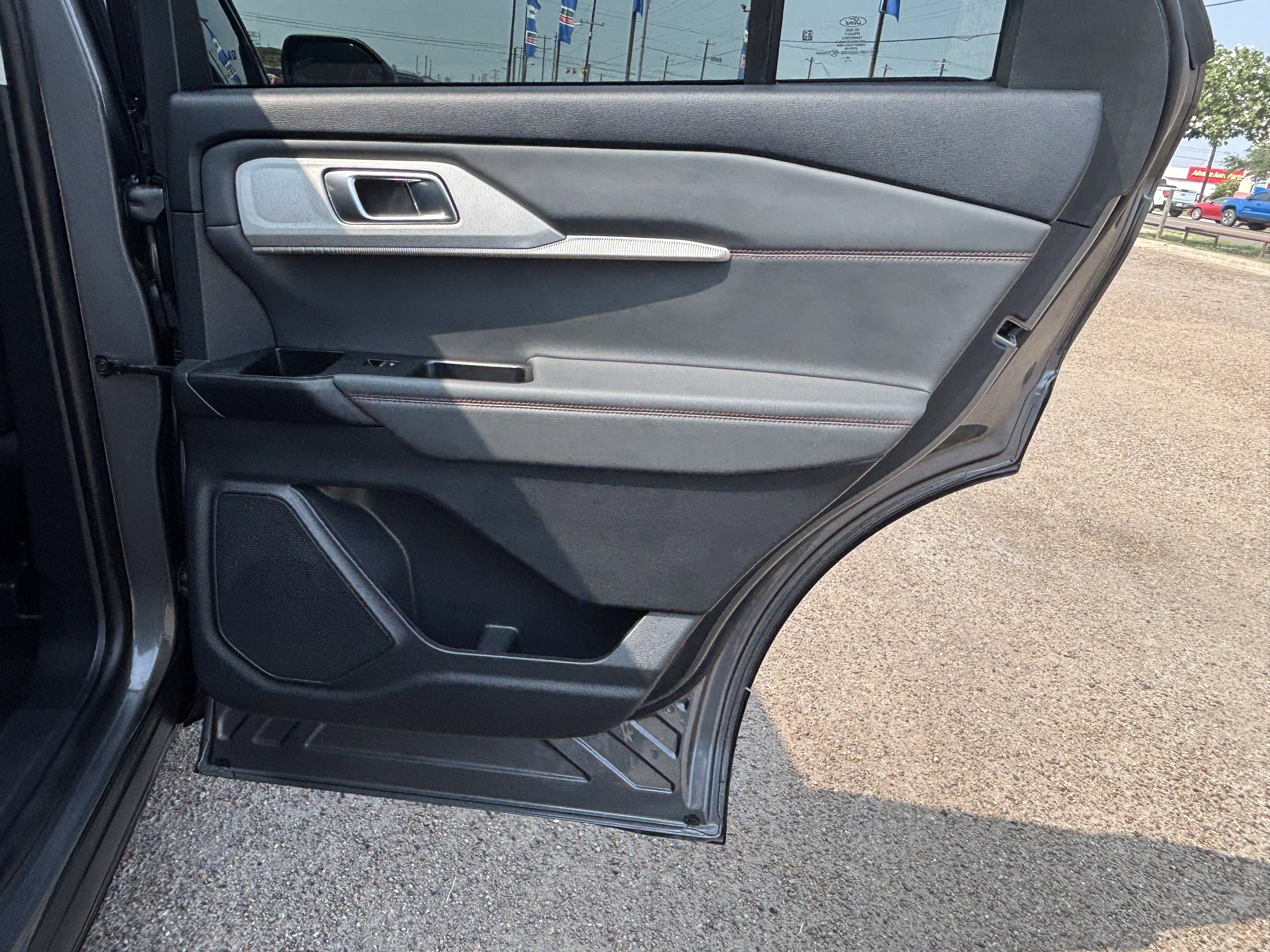 Certified 2025 Ford Explorer Active RWD image 22