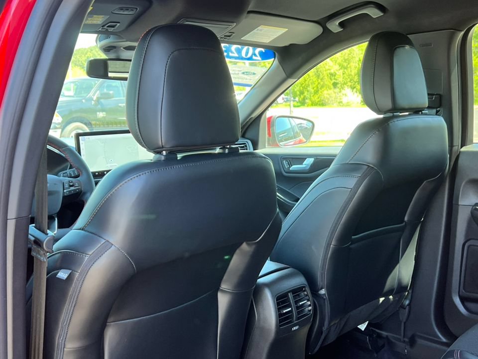 Certified 2023 Ford Escape ST-Line Elite AWD/4WD image 28