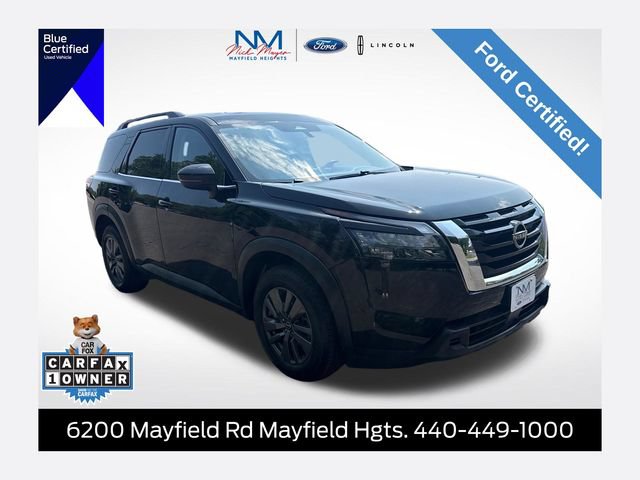 Used 2024 Nissan Pathfinder SV