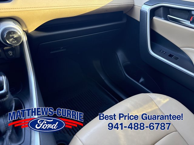 Used 2023 Toyota RAV4 XLE Premium FWD image 23