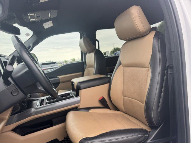 Certified 2023 Ford F350 Lariat w/ Chrome Package AWD/4WD image 17