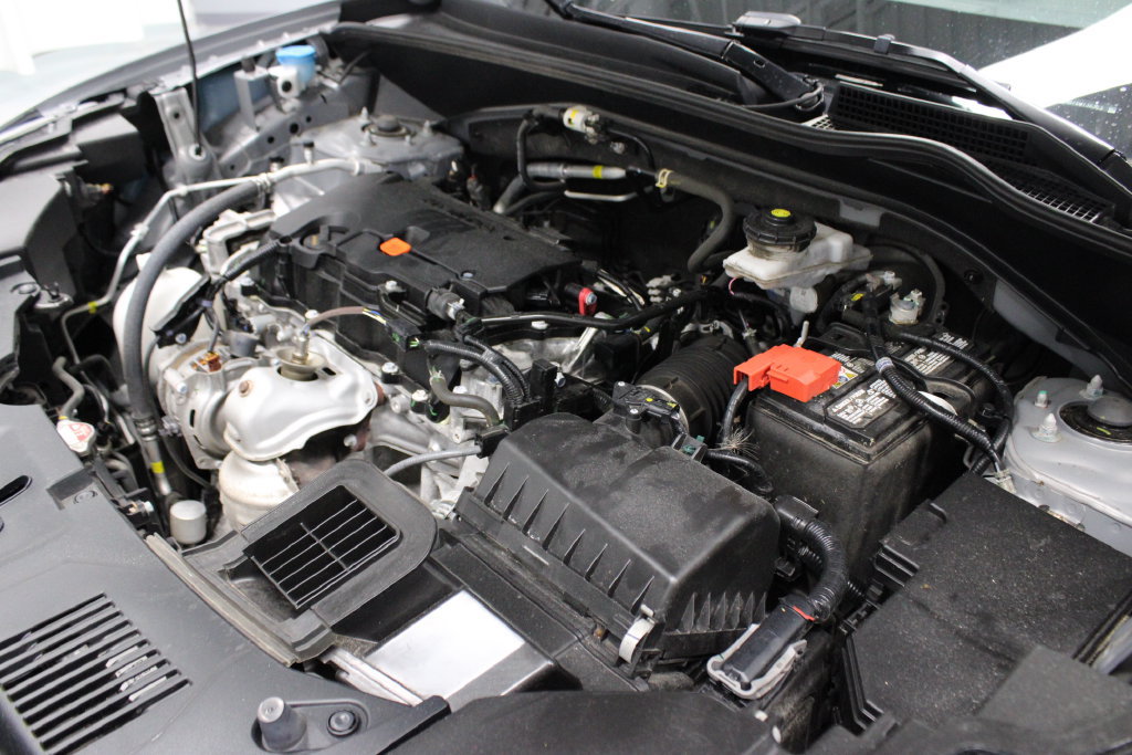 Used 2025 Honda HR-V Sport image 12
