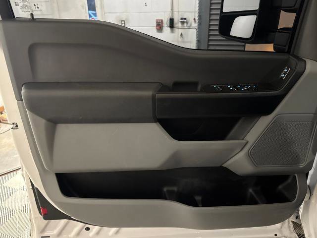 Certified 2024 Ford F350 XL w/ XL Chrome Package RWD image 14