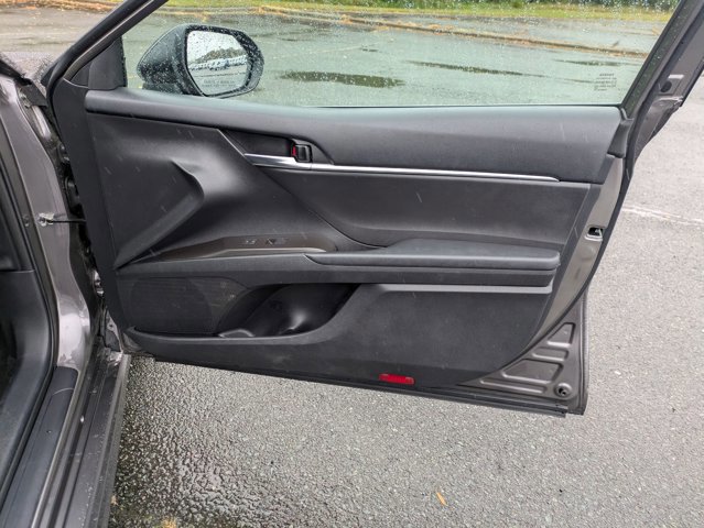Used 2023 Toyota Camry SE image 31