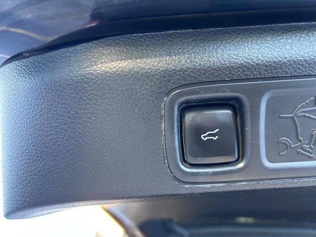 Certified 2021 Ford Expedition Limited image 8