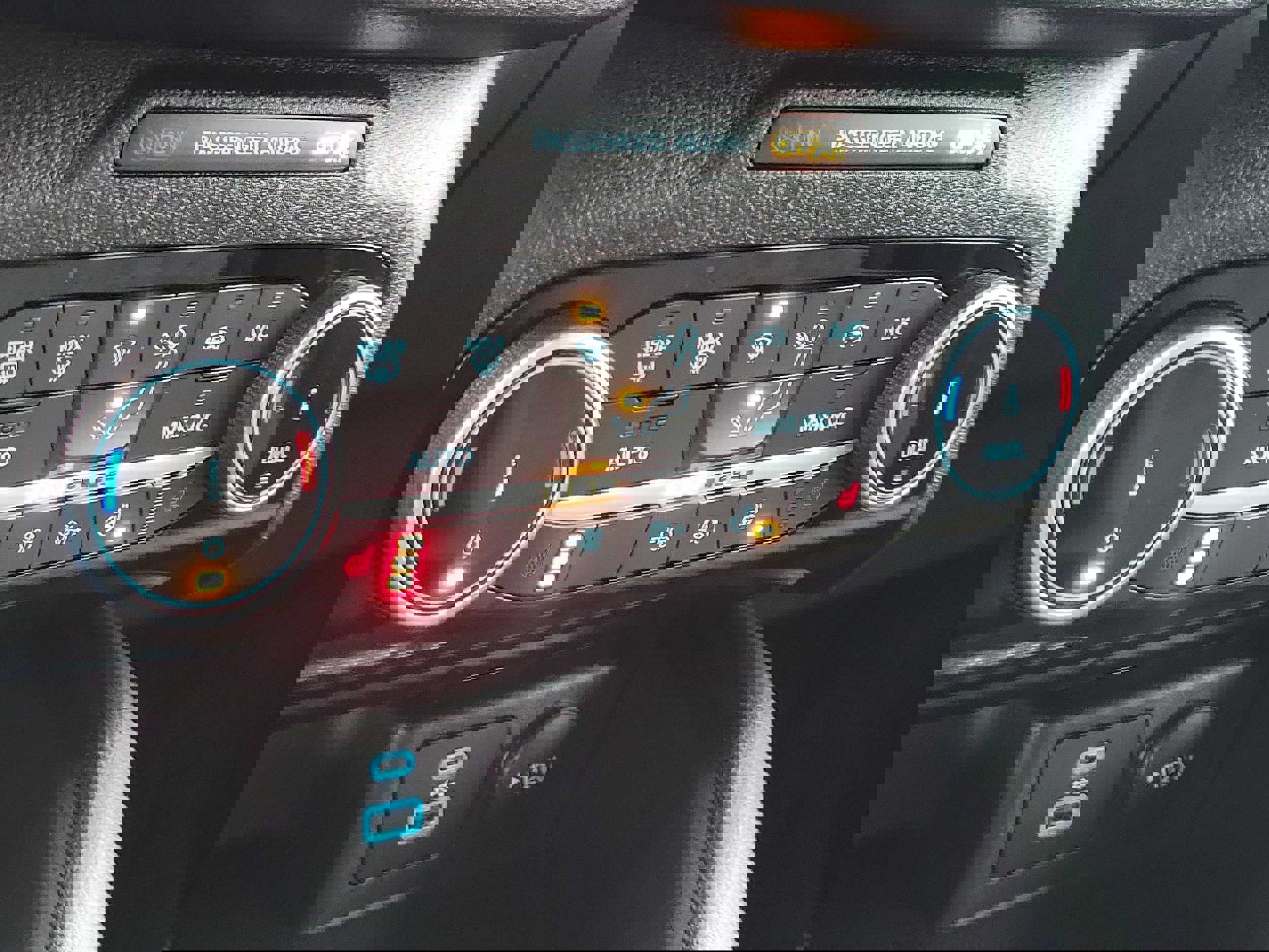 Certified 2022 Ford Escape SE w/ Convenience Package image 31