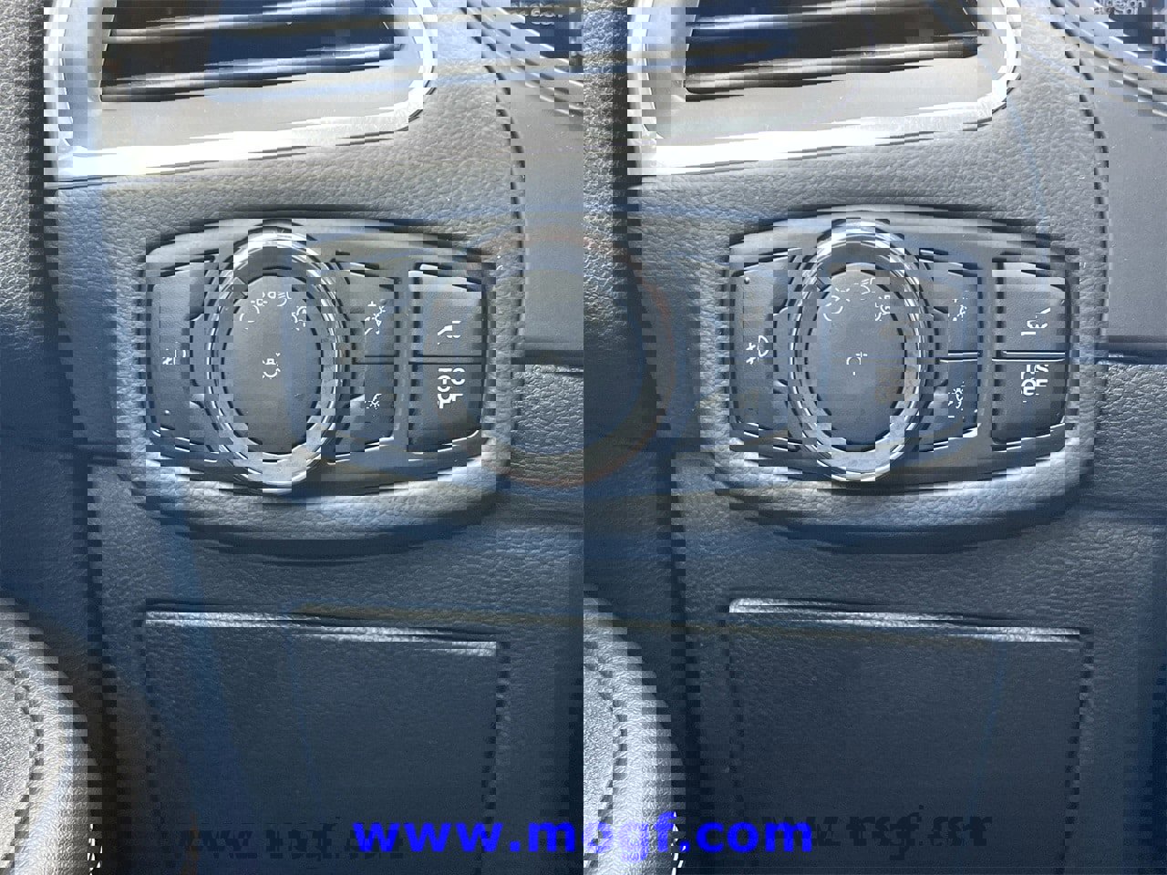 Certified 2024 Ford Edge Titanium image 22