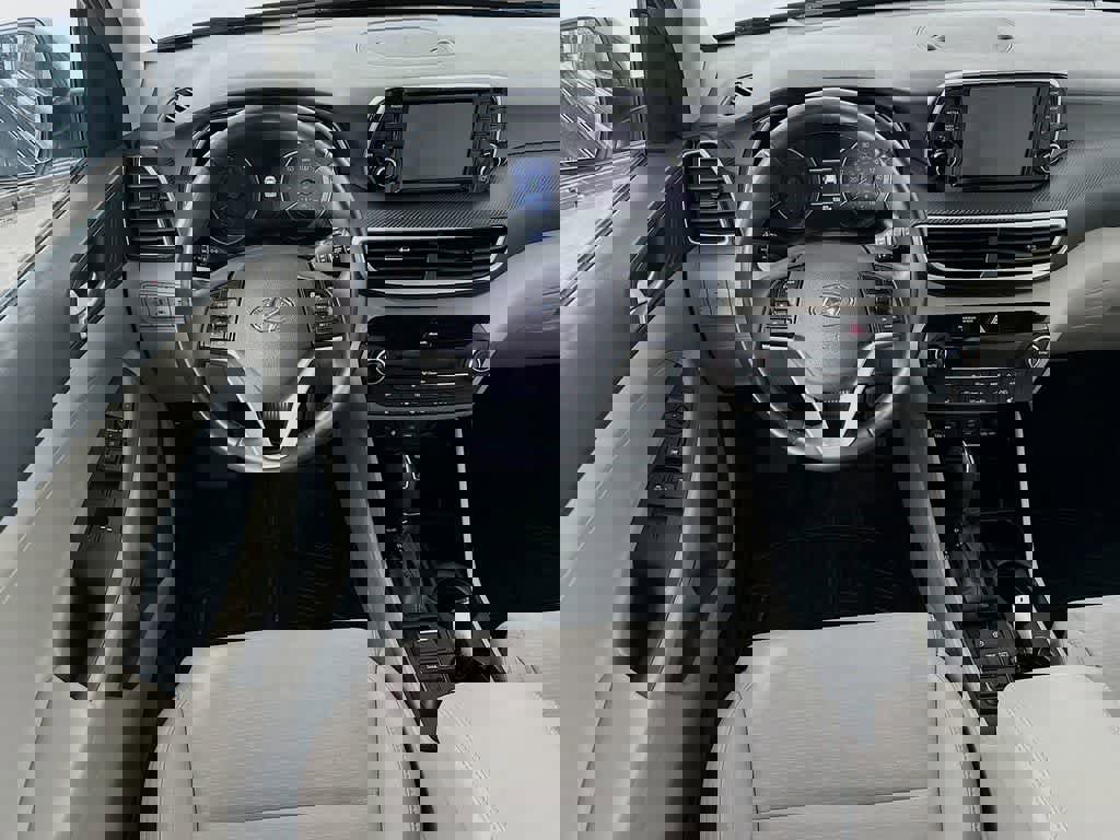 Used 2021 Hyundai Tucson Sport w/ Cargo Package image 10