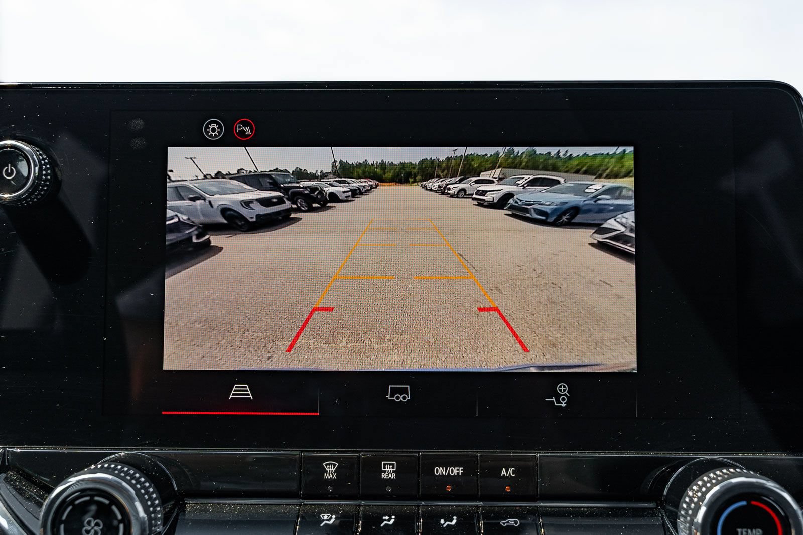 Used 2026 GMC Canyon Elevation RWD image 31