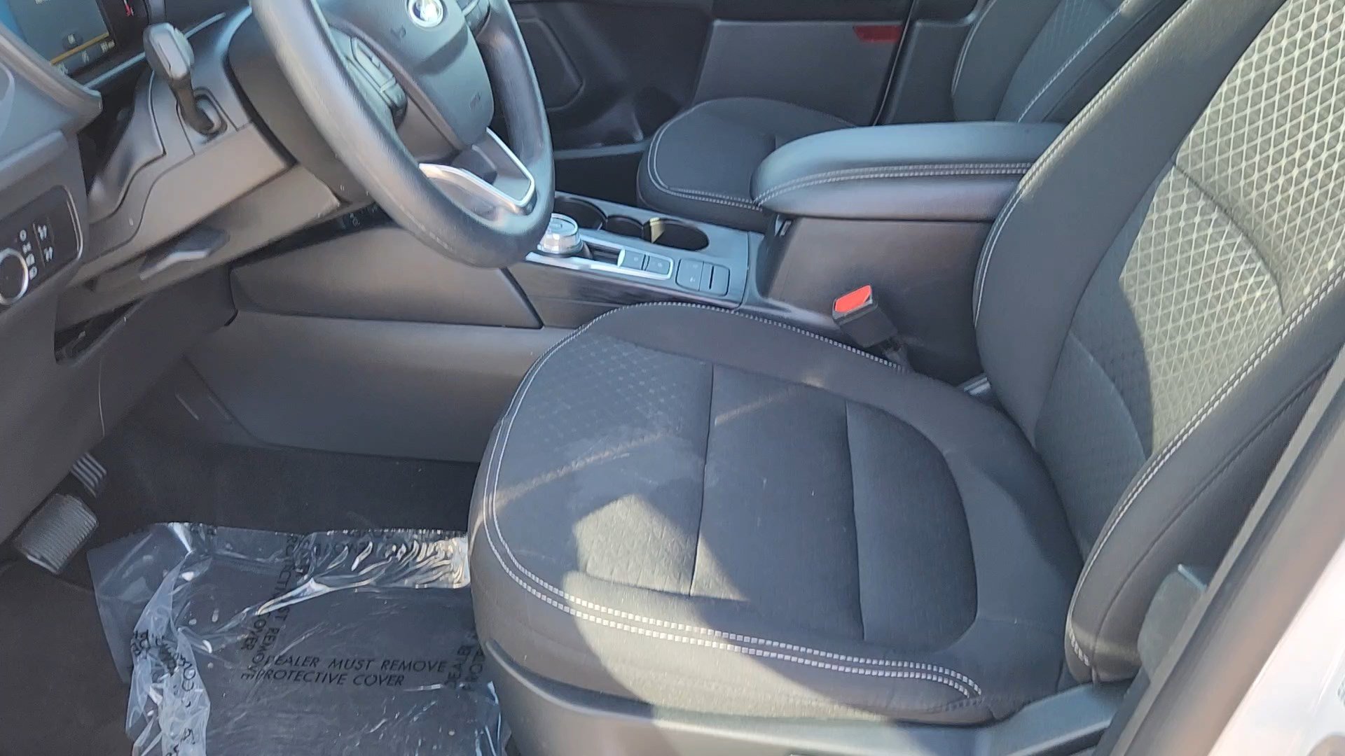 Certified 2025 Ford Escape Active AWD/4WD image 30