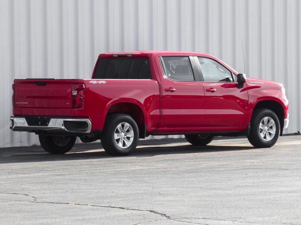 Used 2026 Chevrolet Silverado 1500 LT AWD/4WD image 3