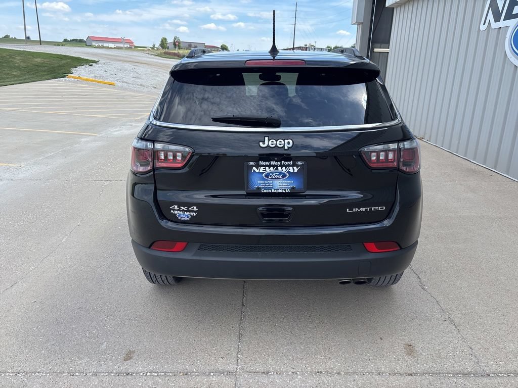 Used 2022 Jeep Compass Limited AWD/4WD image 6